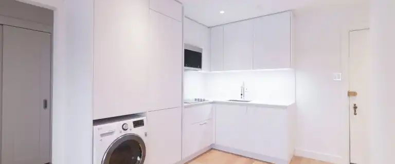 4745 Queen Mary Road | 4745 Queen Mary Road, Montreal - Photo 1