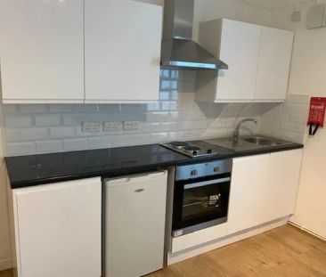 House Share - Photo 4