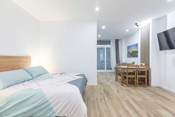 Avinguda de Sant Josep de la Muntanya, Valencia, Valencian Community 46008 - Photo 1