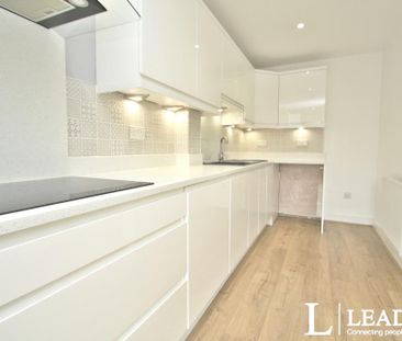3 bedroom townhouse to rent - Photo 2