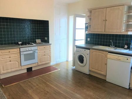 3 bedroom terraced house to rent - Photo 4