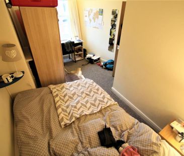 5 bedroom terraced house to rent - Photo 2