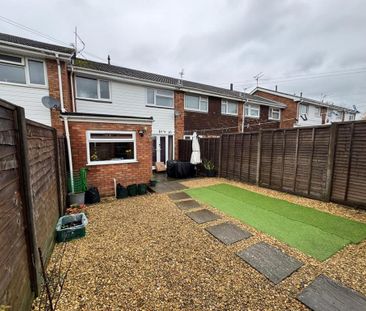 3 bedroom terraced house to rent - Photo 1