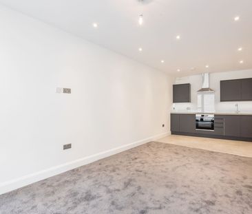 1 Bed Flat, Connect House, CR0 - Photo 6