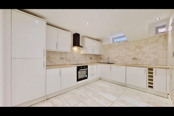1 Bed Flat, Golders Green Road, NW11 - Photo 1
