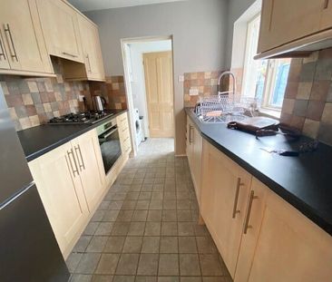 Bury Avenue, Newport Pagnell - Photo 5