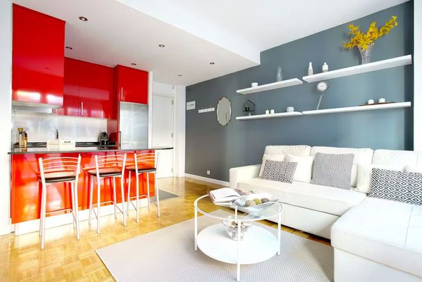 Calle de la Academia, Madrid, Community of Madrid 28014 - Photo 1