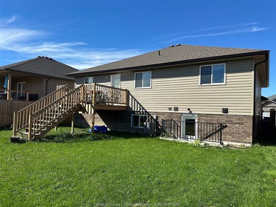 For Lease - 1076 LUBLIN Avenue Unit# UPPER, Windsor, Ontario - Photo 1