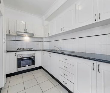 Walking Distance To Station - Photo 3