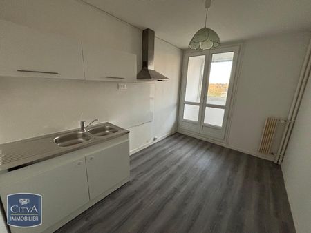 Location Appartement 4 pièces 82m² ST PIERRE DES CORPS 37700 - Photo 5