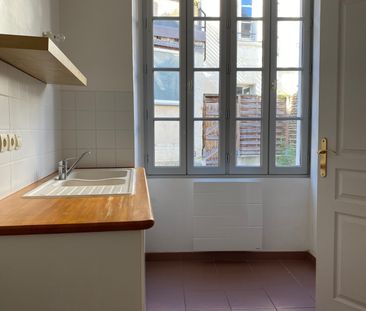Location Maison 5 pièces 106m² SAUMUR 49400 - Photo 2