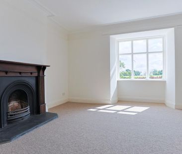 5 bedroom farm house to rent - Photo 1