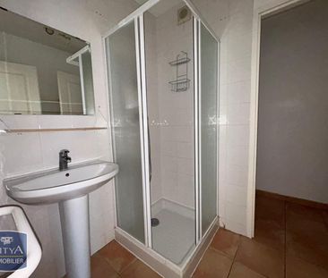 Location Appartement 3 pièces 53m² CARPENTRAS 84200 - Photo 3