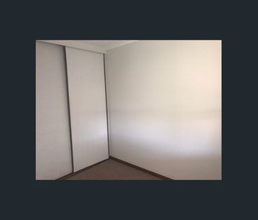 3 BEDROOM FAMILY HOME PLUS LARGE RUMPUS ROOM - Photo 4