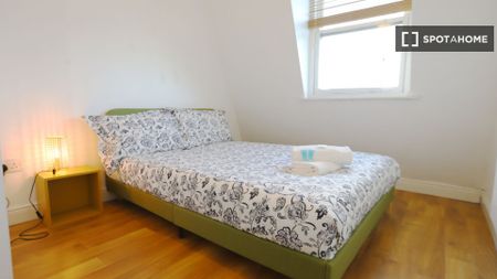 2-bedroom apartment for rent in Southside, Dublin - Photo 4