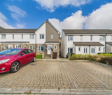 3 bedroom end of terrace house to rent - Photo 3