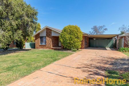 Quiet Living in Dulhunty Estate - Photo 4
