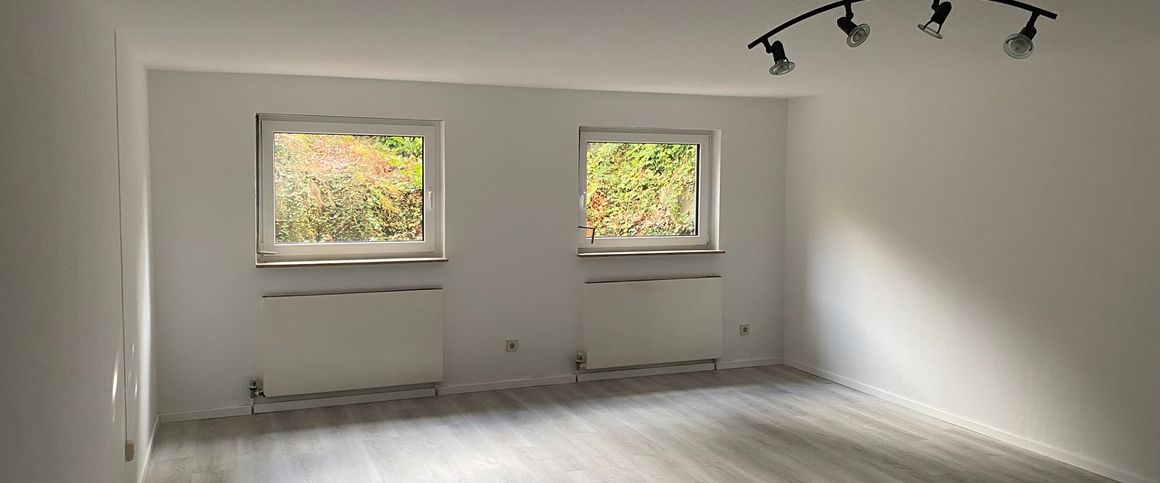 Großzügiges Domizil in Top-Lage von Neckargemünd: 1- bis 2-Familienhaus mit Garten und Garage - Photo 1