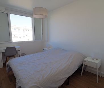 Location Appartement 1 pièce 61m² - Photo 3