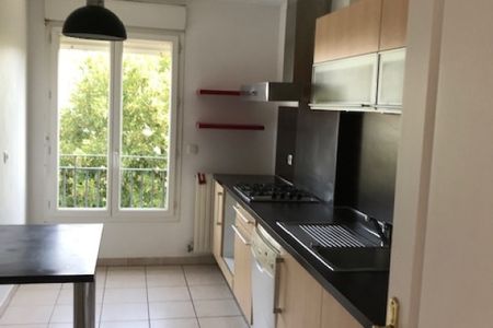 BORDEAUX APPARTEMENT T3 AVEC BALCON PROCHE TOUTES COMMODITE - Photo 5