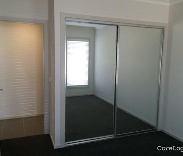 Family Home Situated Close to Parks! - Photo 3