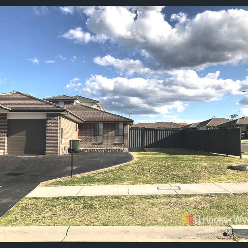 Charming Rental in Hamlyn Terrace - Photo 1