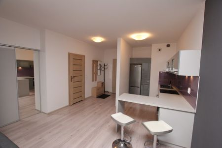 Apartament blisko centrum – 2 pokoje, winda - Zdjęcie 5