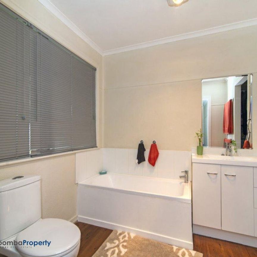 330A Hume Street, 4350, Centenary Heights Qld - Photo 1