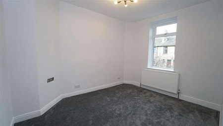 Fourlands Road, Idle, Bradford, BD10 - Photo 4