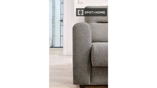 2 room luxury Flat for rent in Valencia - Photo 1