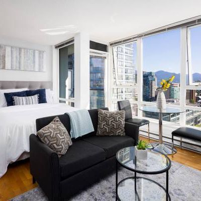 Downtown Vancouver FURNISHED Condo with Pool - Photo 4