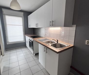 Location Appartement 3 pièces 62m² LAMBERSART 59130 - Photo 2
