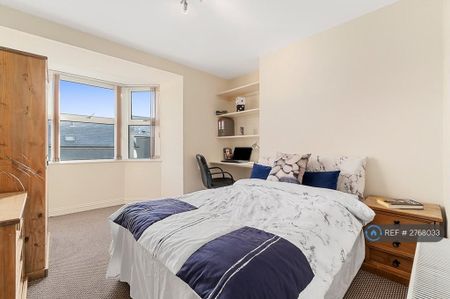 6 bedroom maisonette to rent - Photo 4