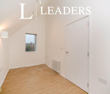 3 bedroom detached house to rent - Photo 4