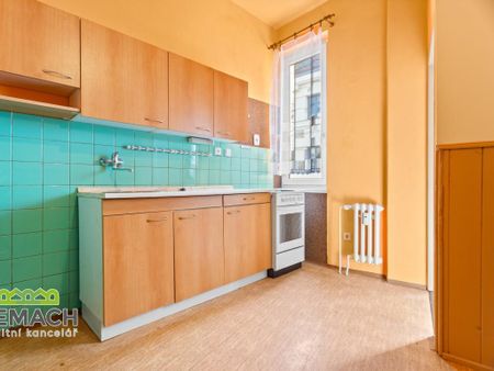 Pronájem bytu 1+1 40 m2 - Fotografie 3