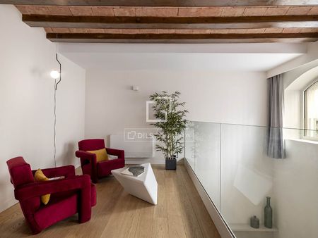 Excellent 1 Bedroom loft for rent in El Born, Barcelona - Photo 5