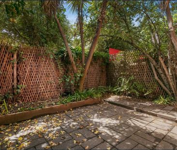 2/3-5 Salter Street, Essendon VIC 3040 - Photo 4