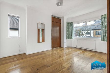 4 bedroom semi-detached house to rent - Photo 4