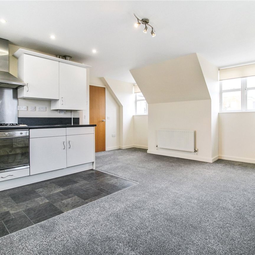 1 bedroom property to rent - Photo 1