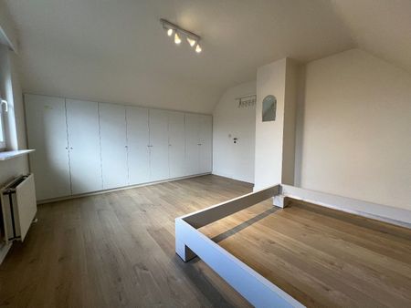 Instapklare woning met 2 slaapkamers en tuin te Ieper - Photo 3