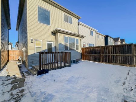 Comfortable Family Home In Quiet Saddle Ridge Neighborhood - Photo 4