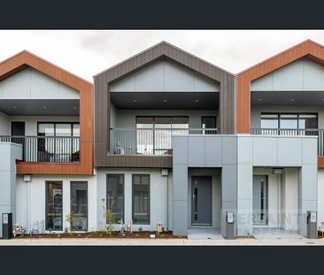 9 Sunflower Walk, Kalkallo, Vic 3064 - Photo 6