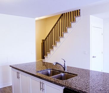 For Lease - 77 Diana Avenue Unit# 40, Brantford, Ontario - Photo 5