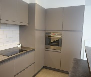 IN OPTIE Gelijkvloers appartement in een villa met één slaapkamer e... - Foto 5