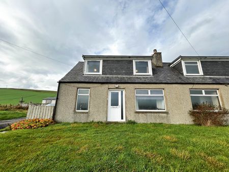 2 Bucharn Cottages, AB54 4PU, Huntly - Photo 3