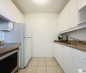 1010-220, Grande Allée Est, Montcalm à louer - Photo 3