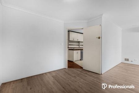 Spacious Family Home in Sought-After Wembley Downs - Photo 4