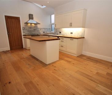 2 bedroom house to rent - Photo 1