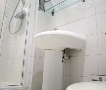 3 bedroom house to rent Edison Way, Arnold, Nottingham, NG5 - Photo 1