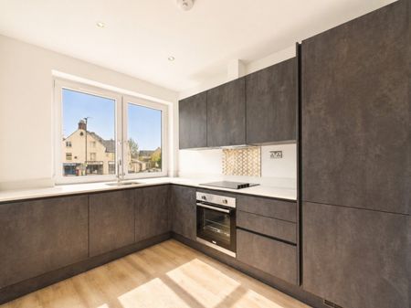 Tricorn House, Westward Road, Stroud, Gloucestershire, GL5 - Photo 2